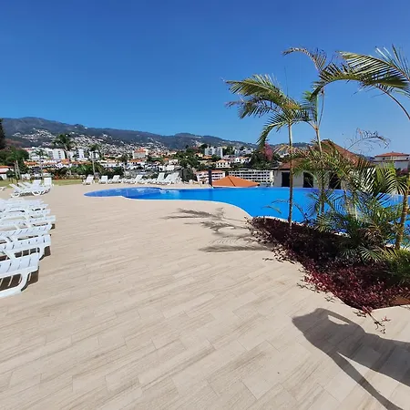 The Quala Place At Madeira Island Apartment