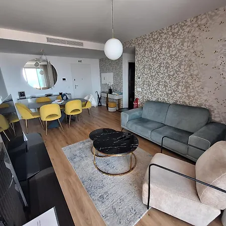 Koala Bay Place * Funchal (Madeira)